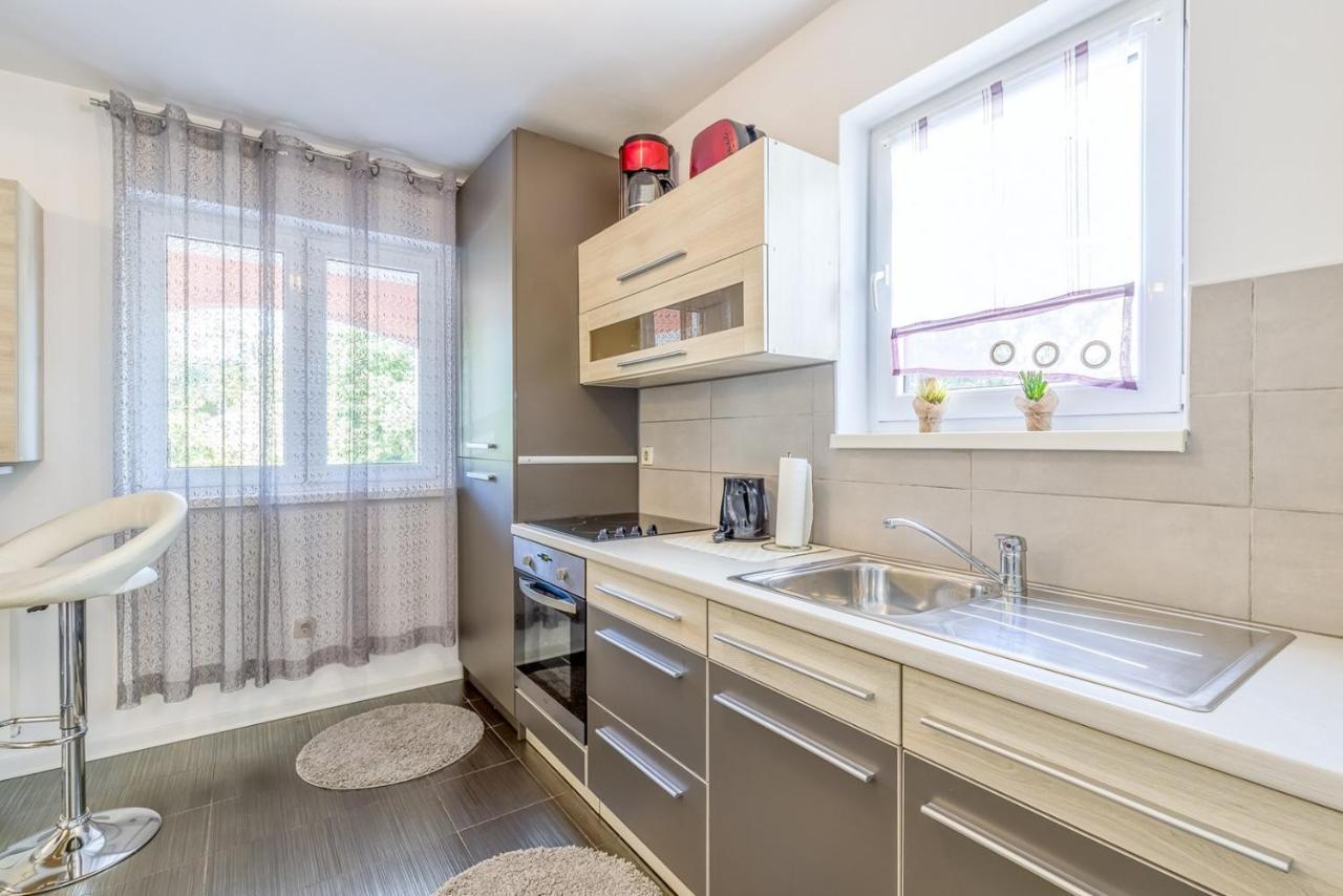 Apartments Kardumovic Kukci Exterior foto