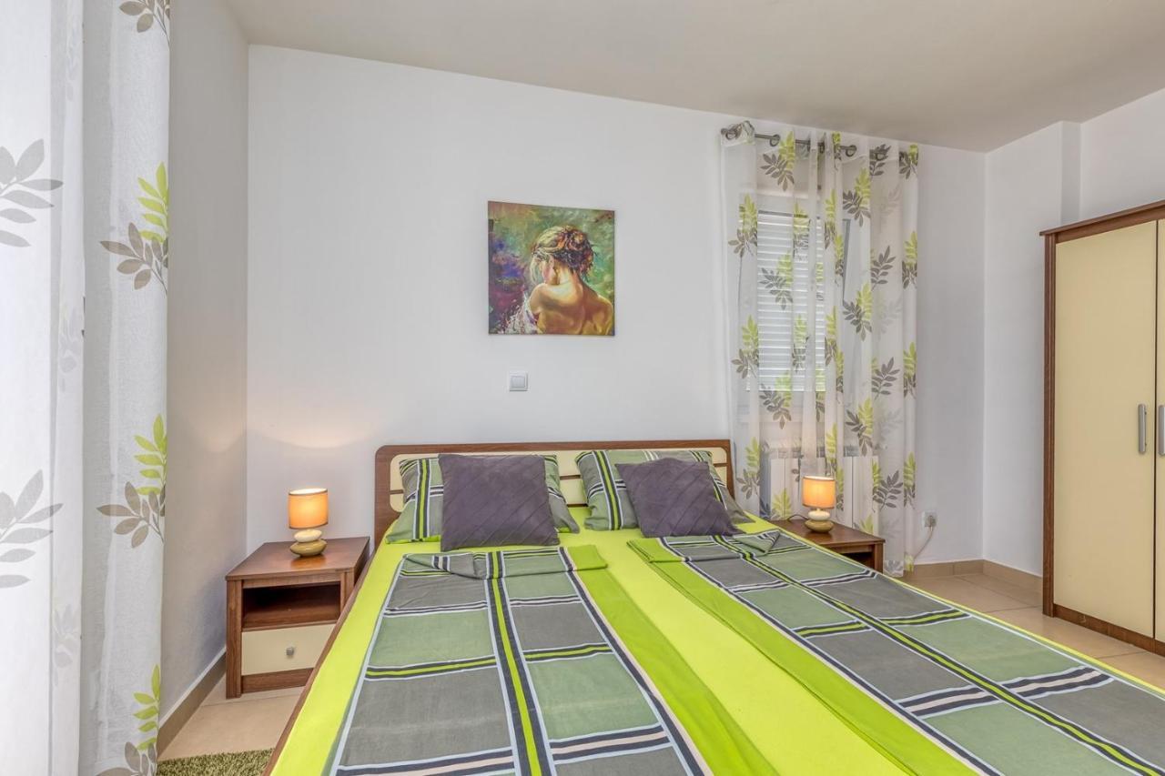 Apartments Kardumovic Kukci Exterior foto